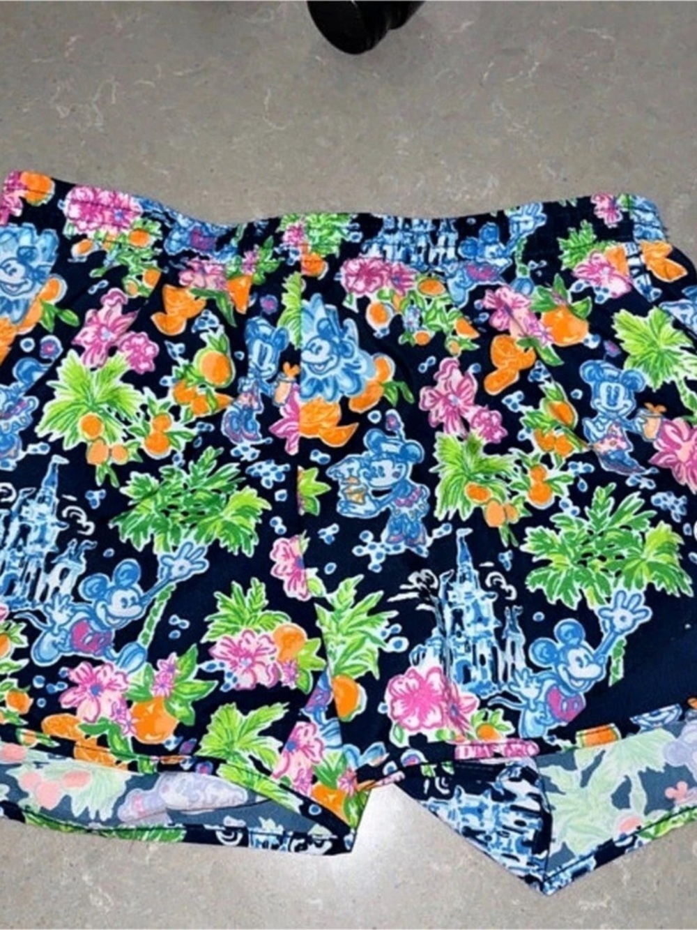 Lilly Pulitzer x Disney Floral Athletic Shorts in Blue Size Small Like New